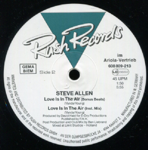 Steve Allen - Love Is In The Air / Club Mix
