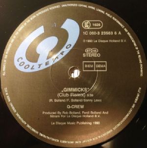 Q-Crew - Gimmicks