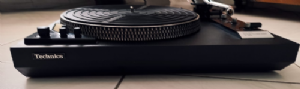 Toca Disco Technics SL-2900